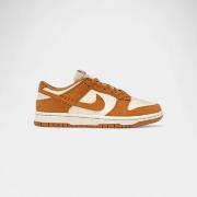 Kengät Nike  Dunk Low Next Nature Flax Coconut Milk (Women's)  36