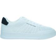 Kengät Tommy Hilfiger  FM0FM05823YBS  41