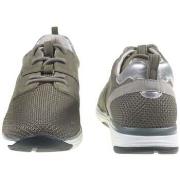 Tennarit Gabor  26.975.34  37 1/2