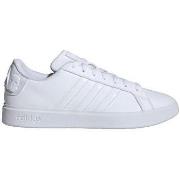 Tennarit adidas  Baskets  Grand Court Star Wars  43 1/3