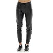 Jogging housut / Ulkoiluvaattee Leone 1947  Woman Fake Leather Pearl  ...