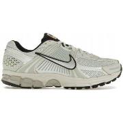 Kengät Nike  ZoomVomero5FN6742001  39