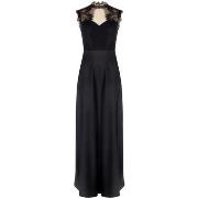 Pitkä mekko Rinascimento  CFC0127526003  IT XS