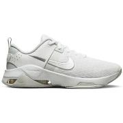 Kengät Nike  Zoom Bella 6  39