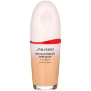 Shiseido Revitalessence Glow Foundation Bamboo 330 - 30 ml