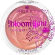 essence In The Bloom'light Blushlighter 9 g