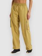 Boundless Spirit Housut