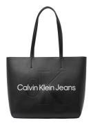Calvin Klein Jeans Ostoskassi  musta / valkoinen