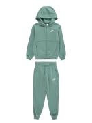 Nike Sportswear Juoksupuku 'Club Fleece'  smaragdi / valkoinen