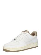 Nike Sportswear Matalavartiset tennarit 'AIR FORCE 1 '07 LV8'  tummabe...