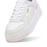 PUMA Matalavartiset tennarit 'Carina Street'  pastellinkeltainen / pas...