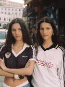 ADIDAS ORIGINALS Paita  beigenharmaa / tummanpunainen / musta / valkoi...