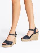 TOMMY HILFIGER Sandaalit  kyyhkynsininen / tummansininen