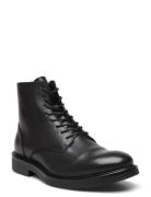 Miles Boot Black Replay