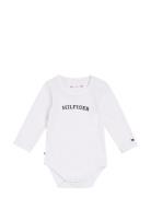 Baby Curved Monotype Body L/S White Tommy Hilfiger