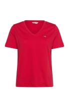 Reg Shield Ss V-Neck T-Shirt Red GANT