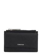 Ck Must Zip Flap Cardholder_Mono Black Calvin Klein