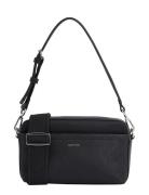 Ck Must Conv Camera Bag_Mono Black Calvin Klein