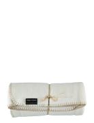 Cm Cream Noble House