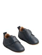 Indoor Shoe Dakota Solid Navy Wheat