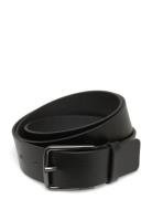 Gerik-Lam_Sz35 Black HUGO