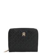 Th Icon Med Za Flap Mono Black Tommy Hilfiger