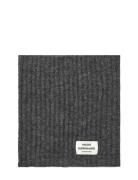 Tosca Snatie Neck Piece Grey Mads Nørgaard