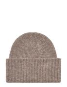 Leia Beanie Beige Twist & Tango