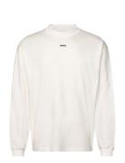 Daposo White HUGO