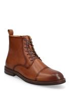 Matias Brown Dune London