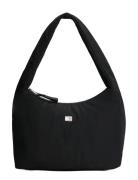 Tjw Urban Nylon Hobo Black Tommy Hilfiger