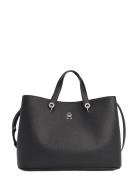 Th Emblem Satchel Black Tommy Hilfiger