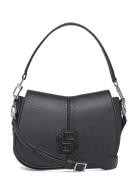 Anett New Saddle Black BOSS