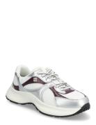 Starlit_Runn_Mepusl White HUGO