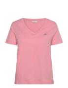 Reg Shield Ss V-Neck T-Shirt Pink GANT