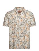 Mmgjoel Leaf Ss Shirt Tops Shirts Short-sleeved Cream Mos Mosh Gallery