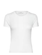 Top Helga Tops T-shirts & Tops Short-sleeved White Lindex