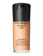 Studio Fix Fluid Broad Spectrum Spf 15 - Nc18 Meikkivoide Meikki MAC