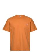 Basic Pocket T-Shirt Héritage Tops T-shirts Short-sleeved Orange Armor...