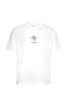 T-Shirt Tops T-shirts Short-sleeved White Armani Exchange