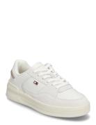 Essential Basket Sneaker Matalavartiset Sneakerit Tennarit White Tommy...