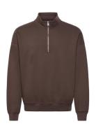Essential Half Zip Mock Tops Sweat-shirts & Hoodies Sweat-shirts Brown...