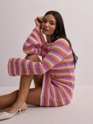 Vero Moda - Neulemekot - Tangerine Crochet - Snrihanna Ls Short Dress ...