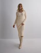 Nelly - Valkoinen - Long Knit Dress