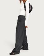 Pieces - Harmaa - Pcneva Hw Wide Pants Noos