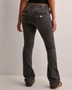 True Religion - Harmaa - Becca Mr Bootcut Flap