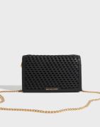 Michael Kors - Musta - Md Flap Chn Xbody