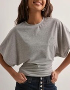 Nelly - Harmaa - Round Neck Wide Sleeve Embroidery Tee