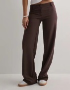 Nelly - Ruskea - Keep It Up Low Waist Suit Pants