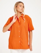 JJXX - Oranssi - Jxliva Oversized Ss Shirt Wvn